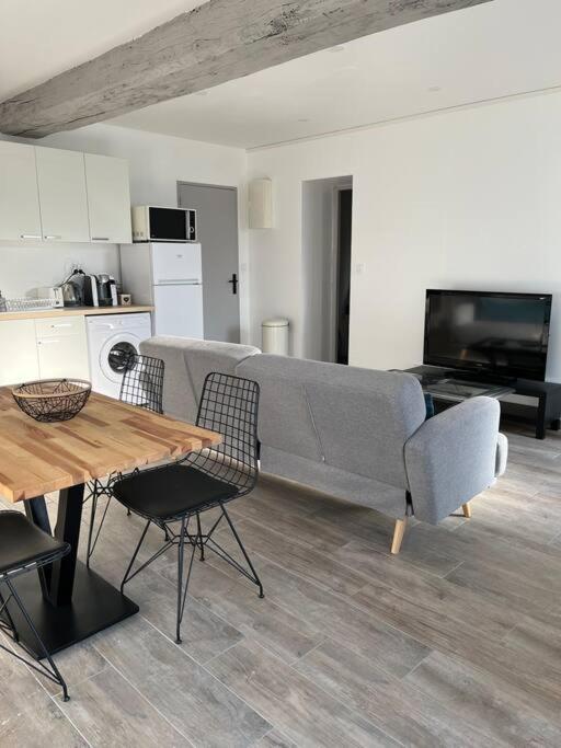 Appartement Centre De Guécélard Esterno foto